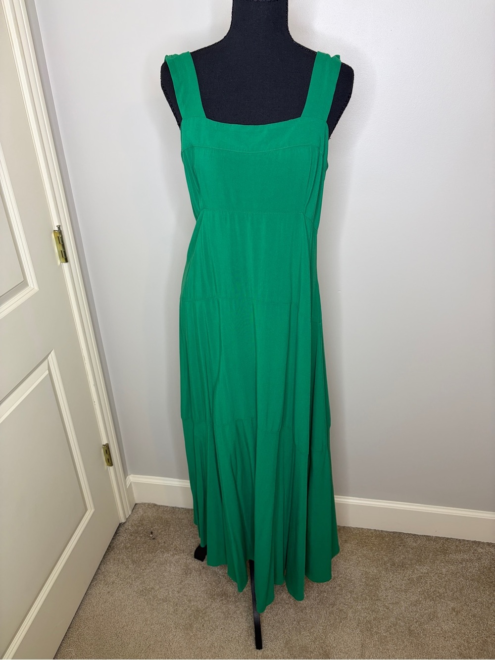 Vince Camuto Green Sleeveless Square-Neck Tiered Maxi Dress Medium